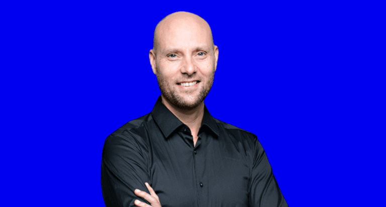 Kuvassa Arni Aromaa.