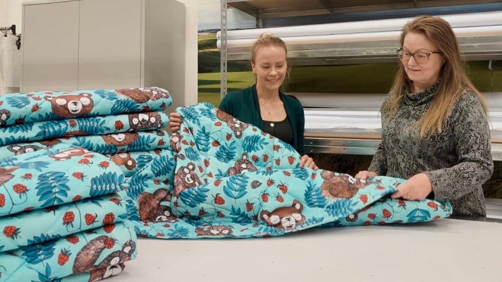Helena Tamminen ja Pirjo Levonperä Paapiilta